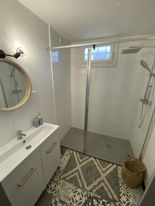 Saix  Appartement Tout Equipe 2 Chambres + Jardin מראה חיצוני תמונה
